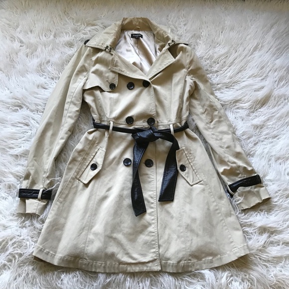 Bebe Jackets Coats Bebe Contrast Trim Trench Coat Safari Black Tan Poshmark Bebe Jackets Coats Bebe Contrast Trim Trench Coat Safari Black Tan Poshmark